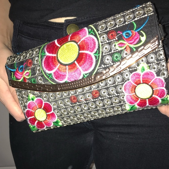 Bag - Picture 2 of 2